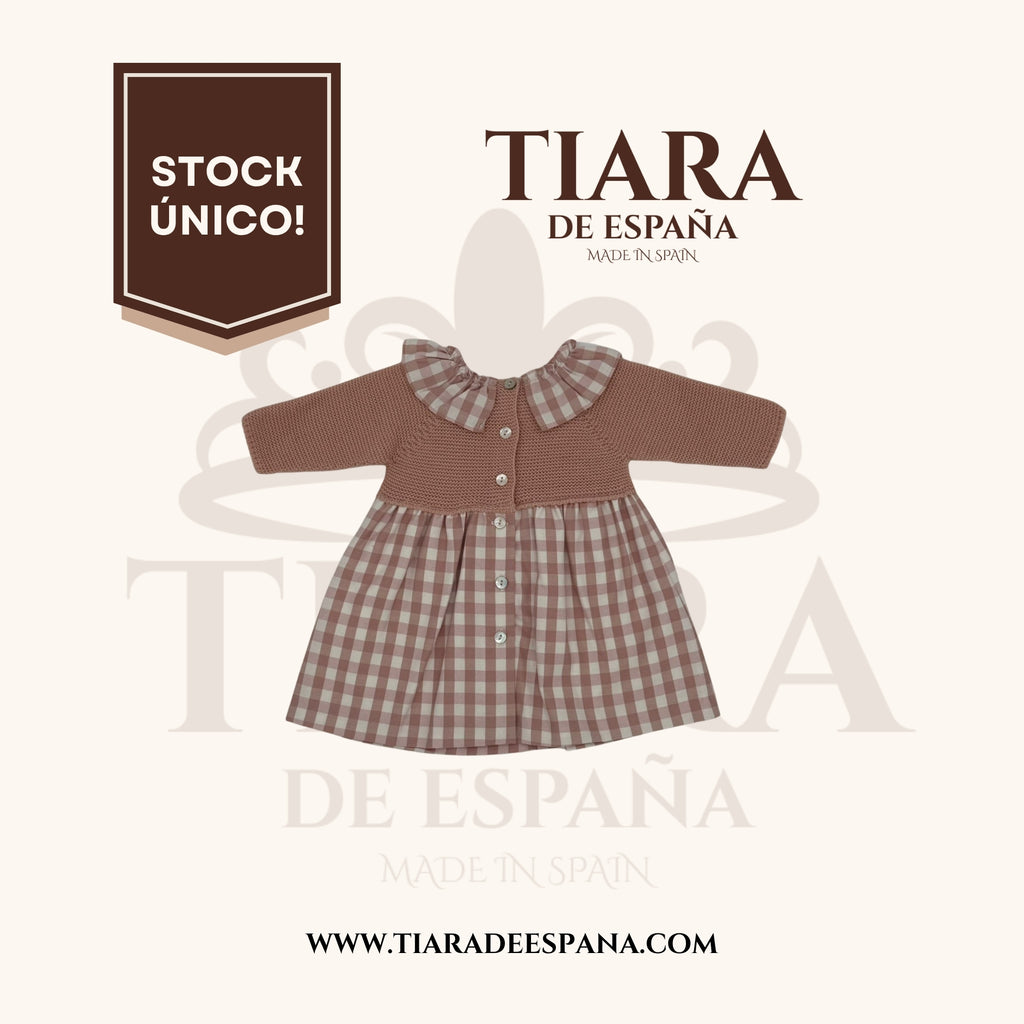 Vestido de bebé de punto y cuadros vichy rosa Tiara de España